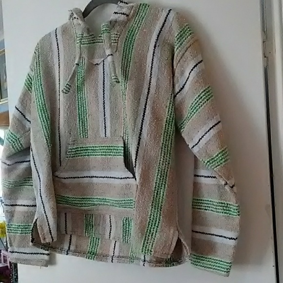 Earthragz poncho - Picture 1 of 3